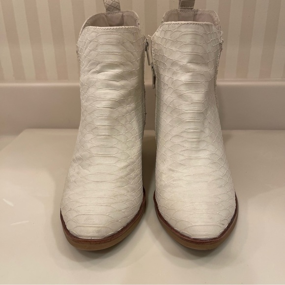 Mia Barby Ivory Python Side Zip Ankle Bootie - Picture 12 of 16